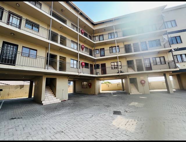 1 BEDROOM APARTMENT TO LET IN SONHEUWEL
